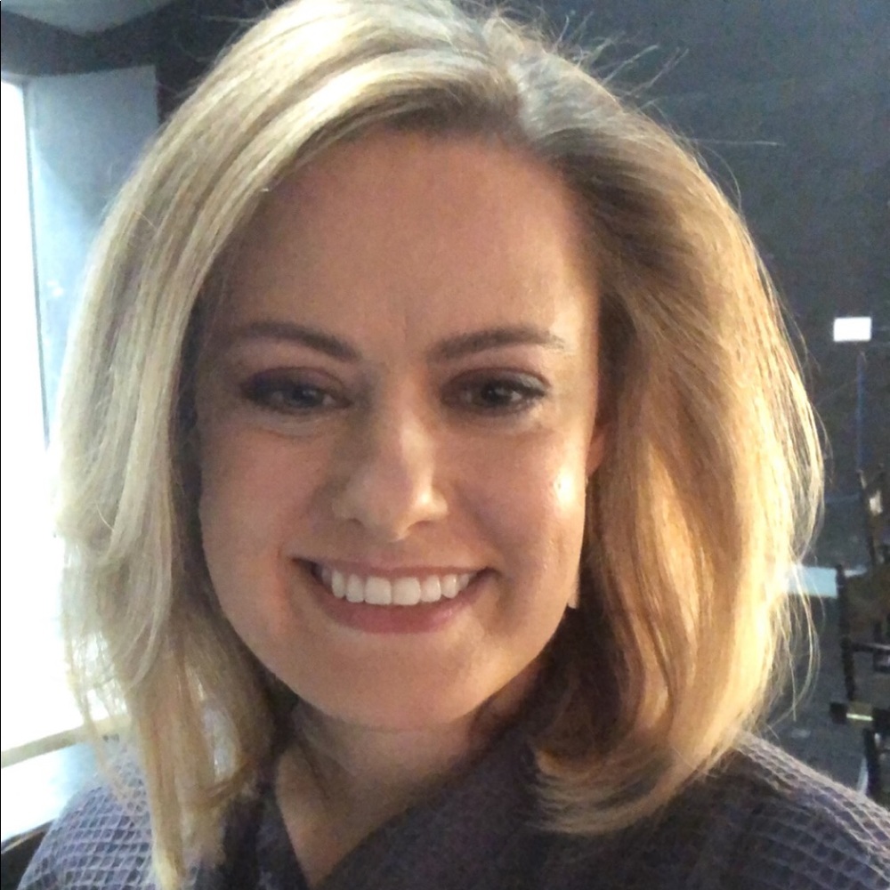 Meet your Posher, Crystal